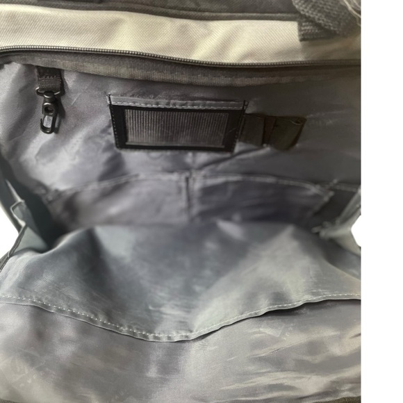 HP Laptop Carrying/Shoulder Bag - Picture 3 of 5